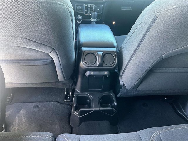 Used 2025 Jeep Wrangler Unlimited Sport AWD/4WD image 25