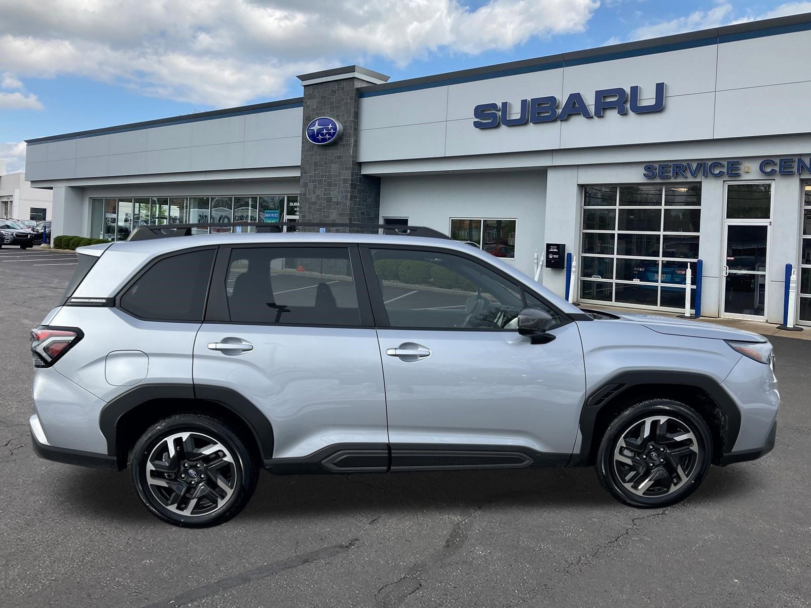 Certified 2025 Subaru Forester Limited image 8