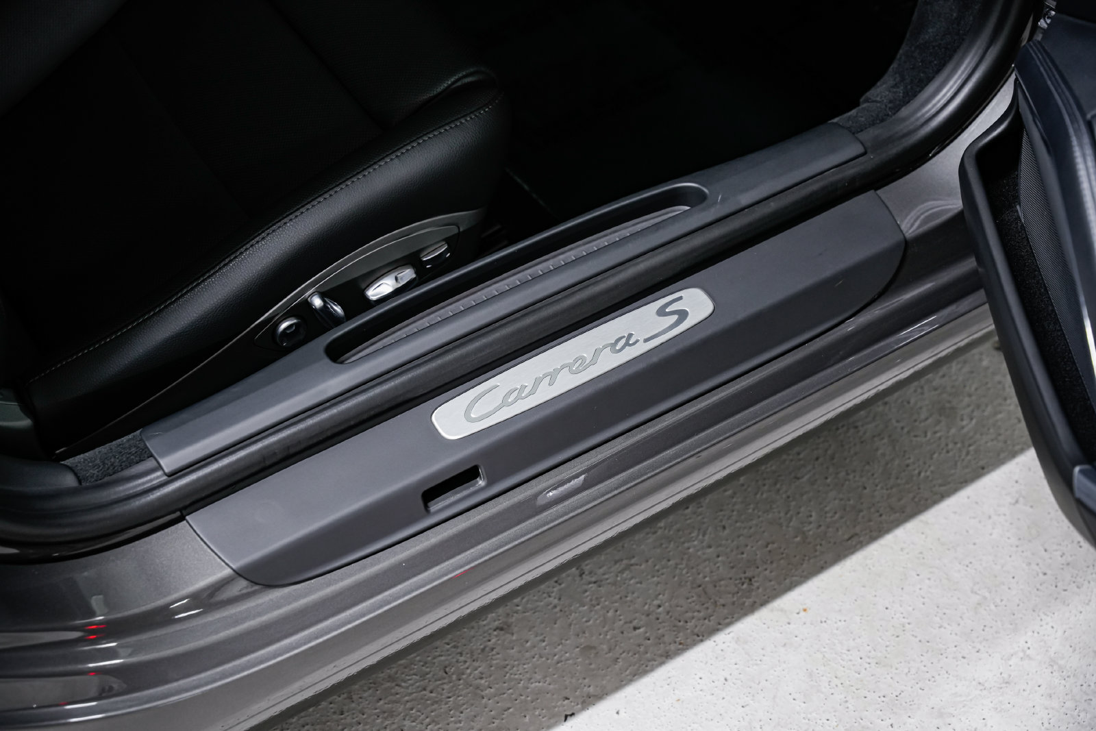 Used 2013 Porsche 911 Carrera S RWD image 22