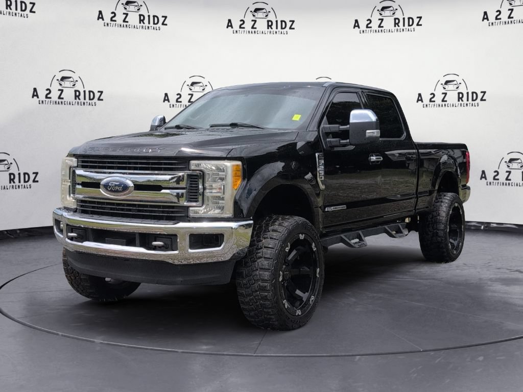 Used 2017 Ford F250 XLT w/ XLT Premium Package AWD/4WD image 3