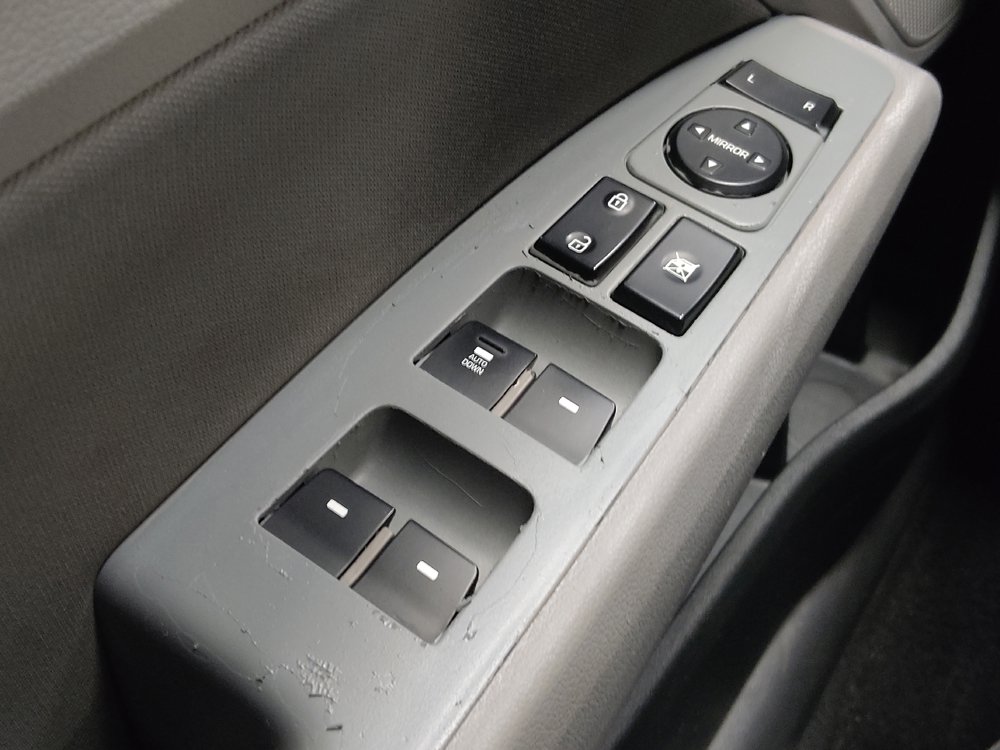 Used 2020 Hyundai Elantra SEL FWD image 27