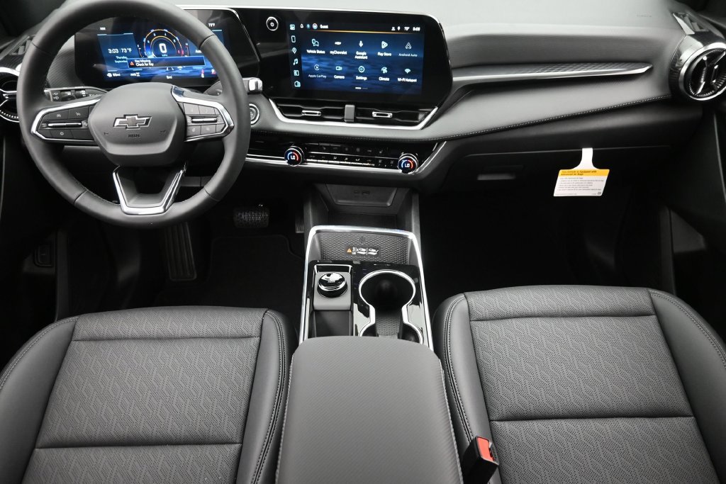 New 2027 Chevrolet Equinox LT w/ Convenience Package II AWD/4WD image 16