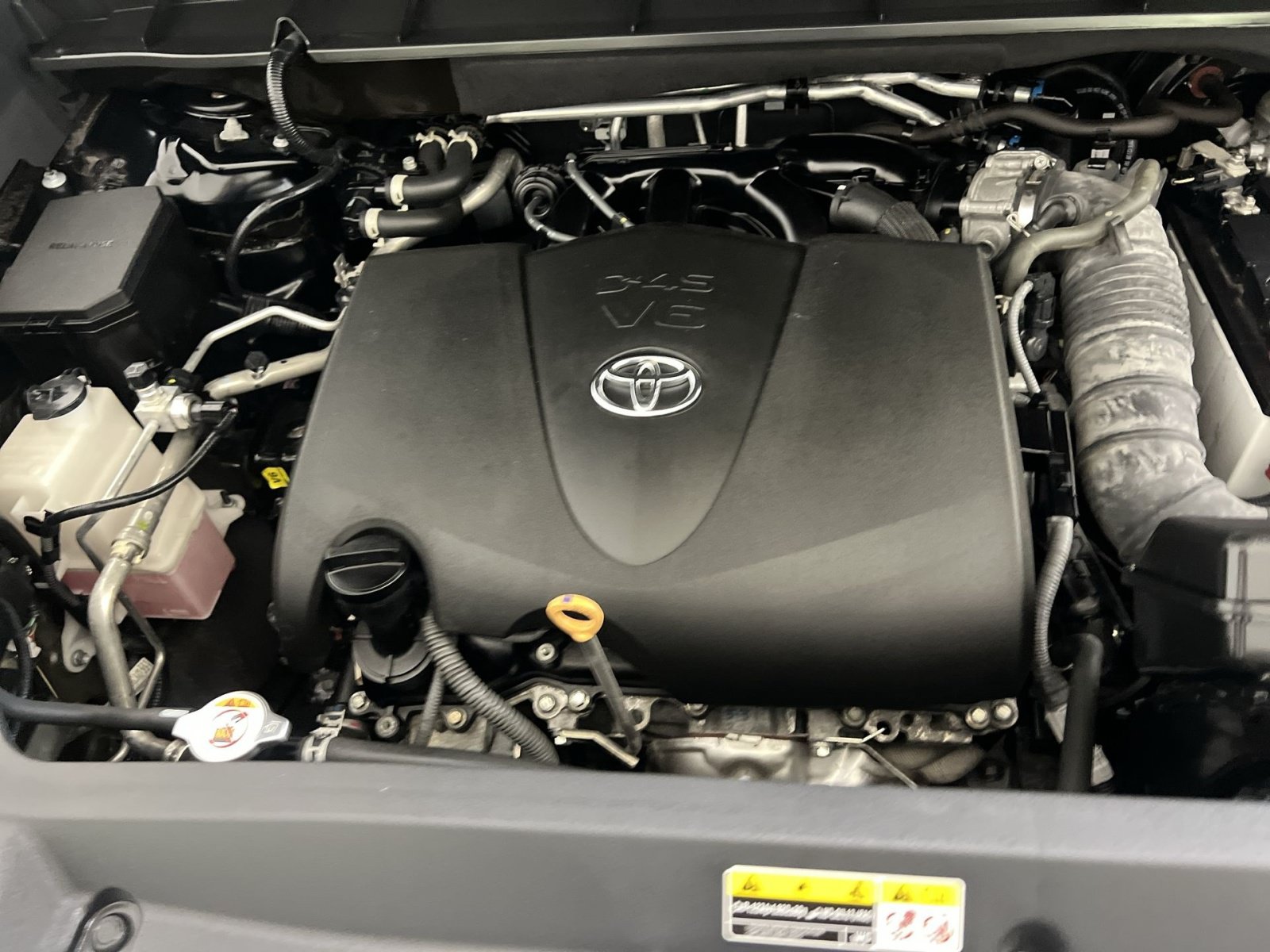 Used 2022 Toyota Highlander XSE AWD/4WD image 28
