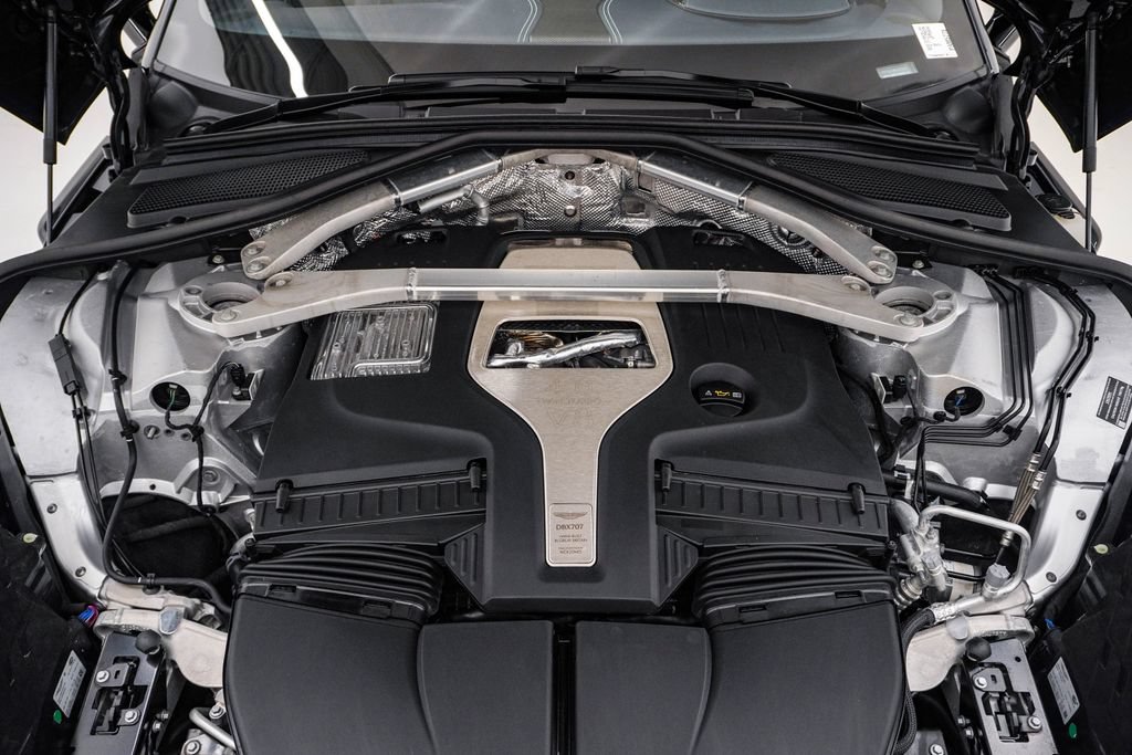 Used 2025 Aston Martin DBX 707 AWD/4WD image 33