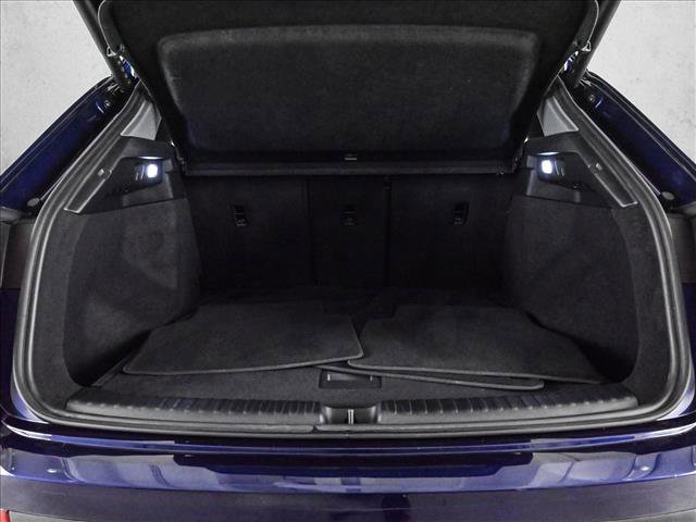 Used 2023 Audi Q4 e-tron Prestige AWD/4WD image 6