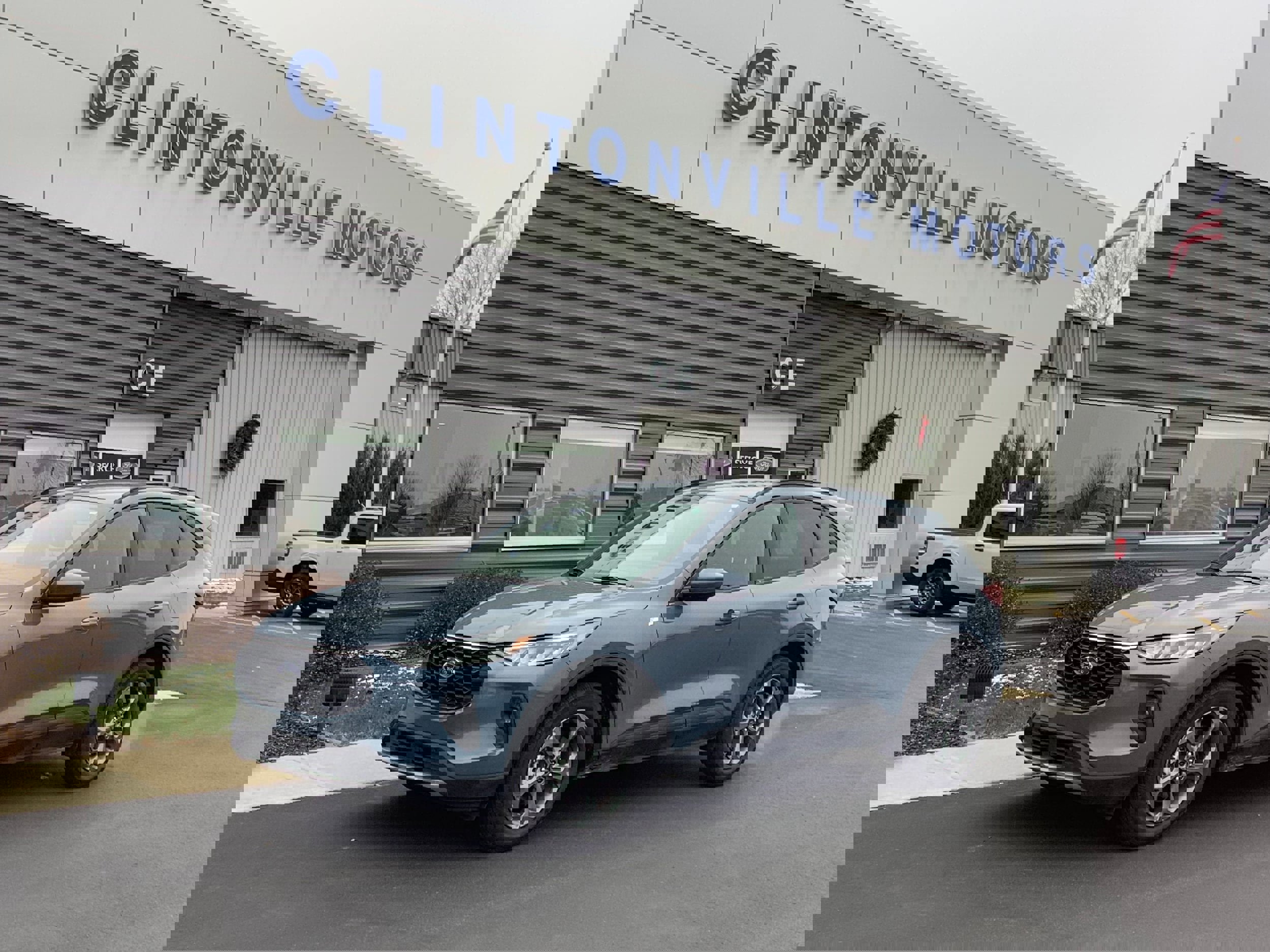 Certified 2025 Ford Escape ST-Line Elite w/ Tech Pack #1 image 1