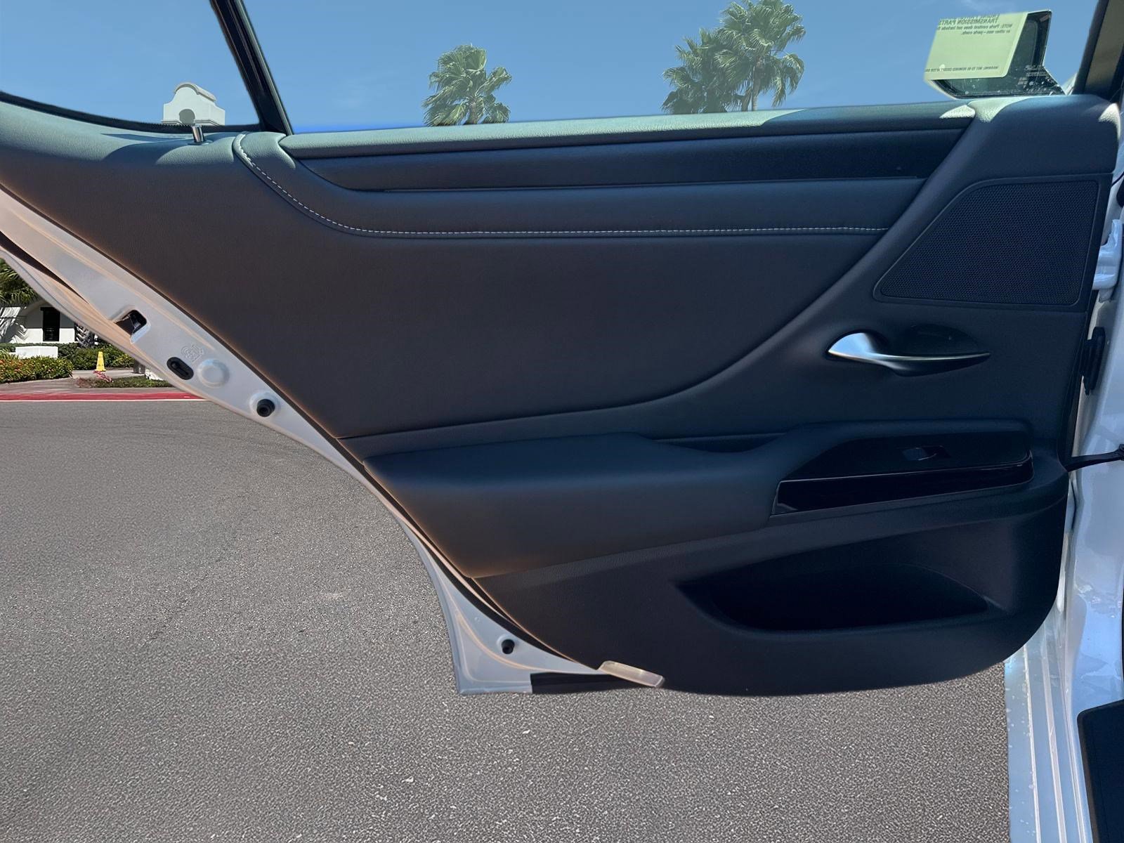 New 2025 Lexus ES 350 w/ Premium Package image 8