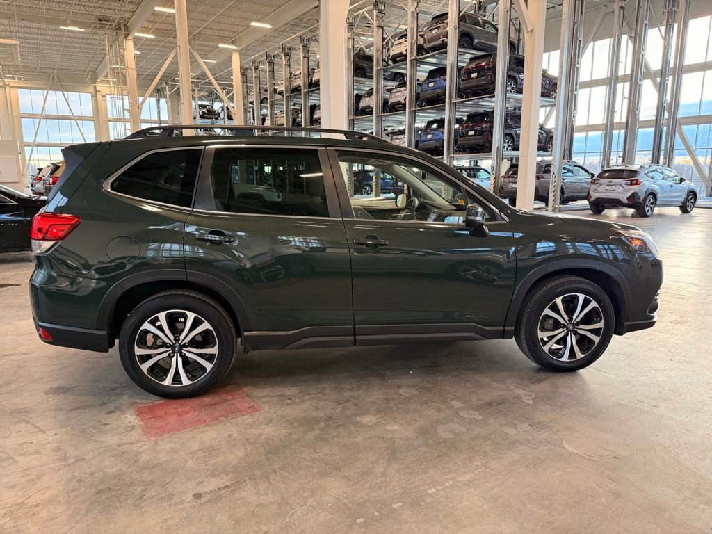 Used 2023 Subaru Forester Limited image 2