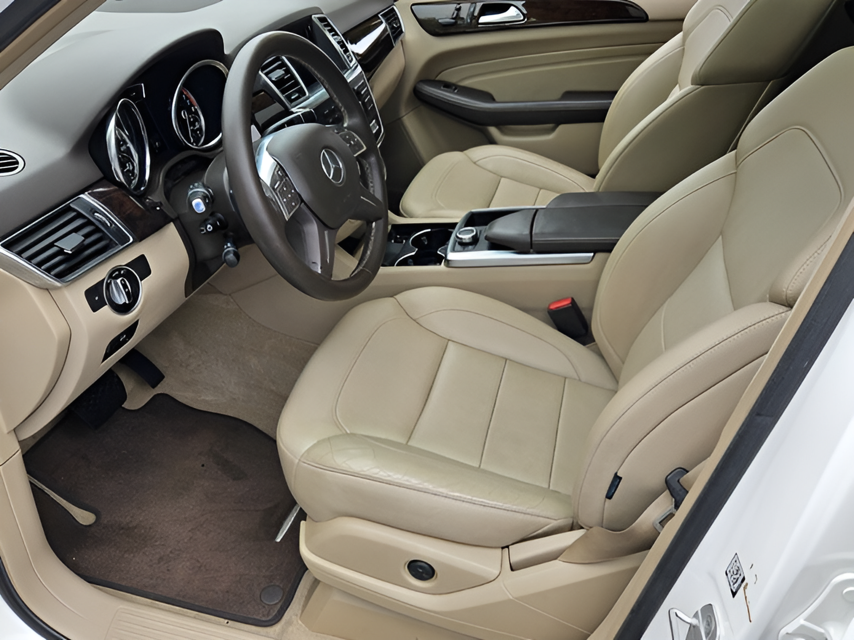 Used 2015 Mercedes-Benz ML 350 4MATIC image 20
