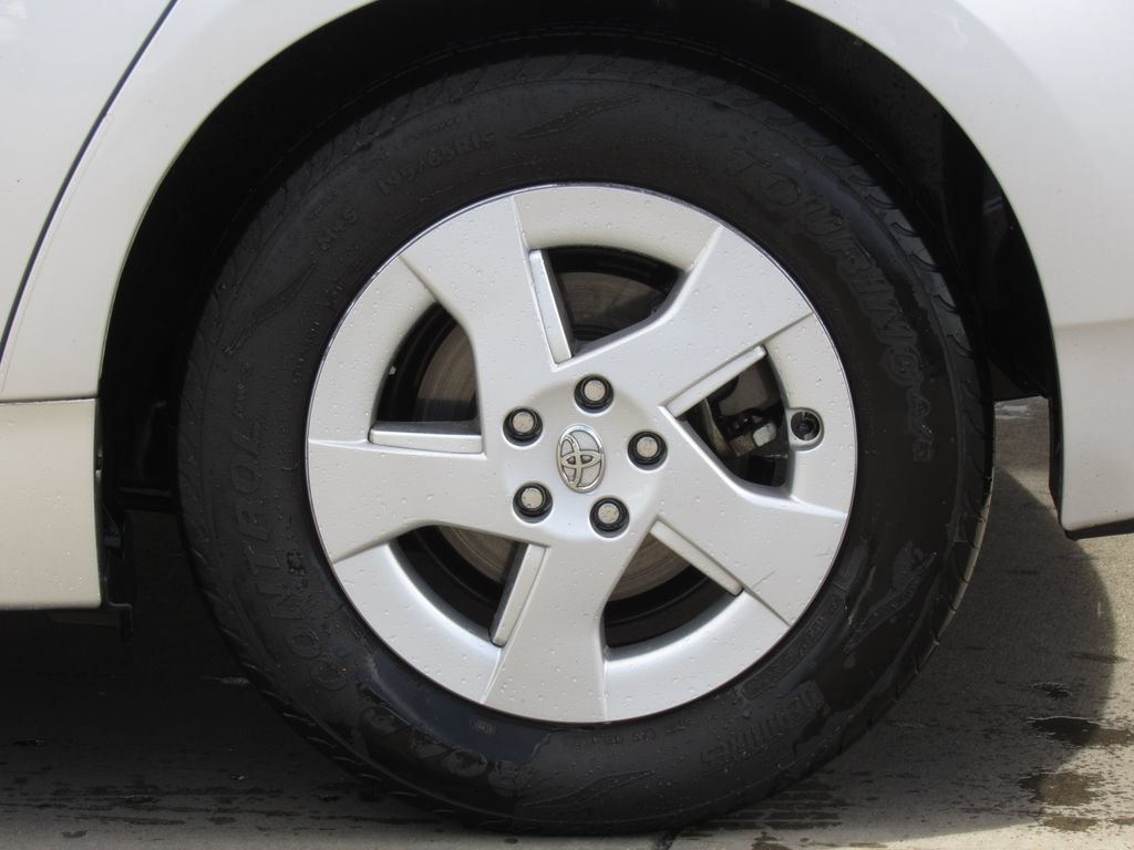 Used 2010 Toyota Prius Four w/ Solar Roof Pkg FWD image 34