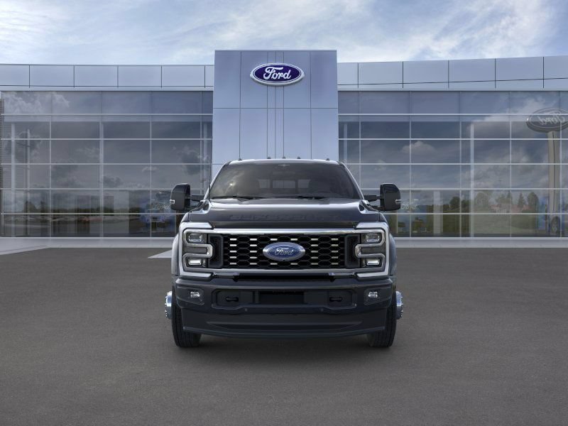 Used 2025 Ford F450 Platinum w/ FX4 Off-Road Package AWD/4WD image 4