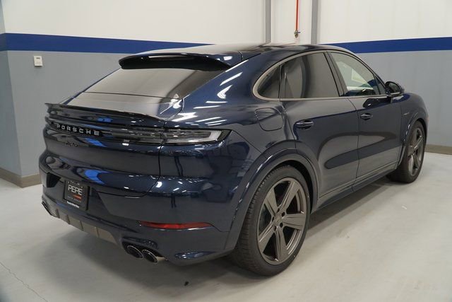 New 2026 Porsche Cayenne Turbo image 9