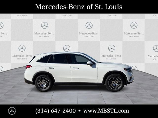New 2026 Mercedes-Benz GLC 300 4MATIC image 2