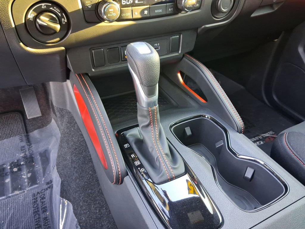 Certified 2025 Nissan Frontier PRO-4X AWD/4WD image 23