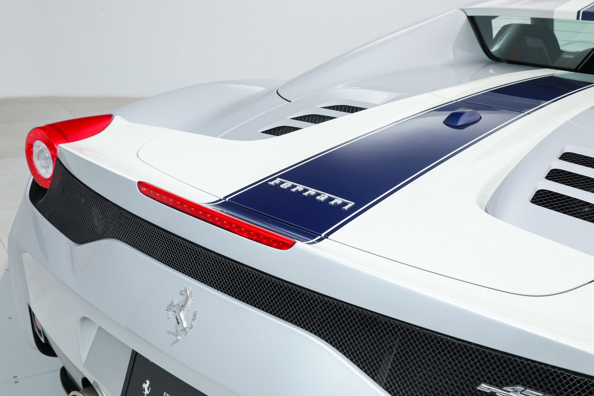 Certified 2015 Ferrari 458 Speciale A image 27