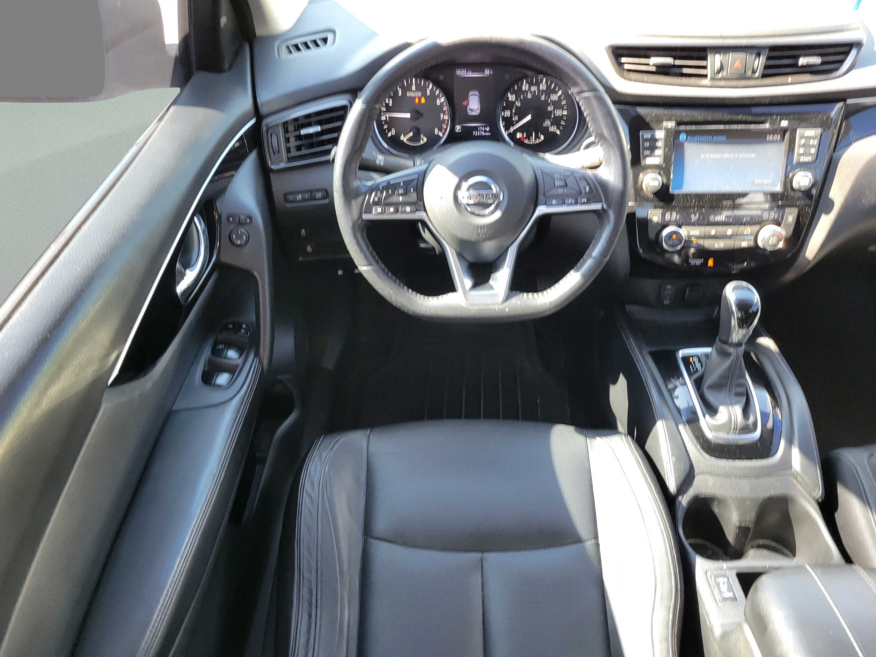 Used 2018 Nissan Rogue Sport SL FWD image 8