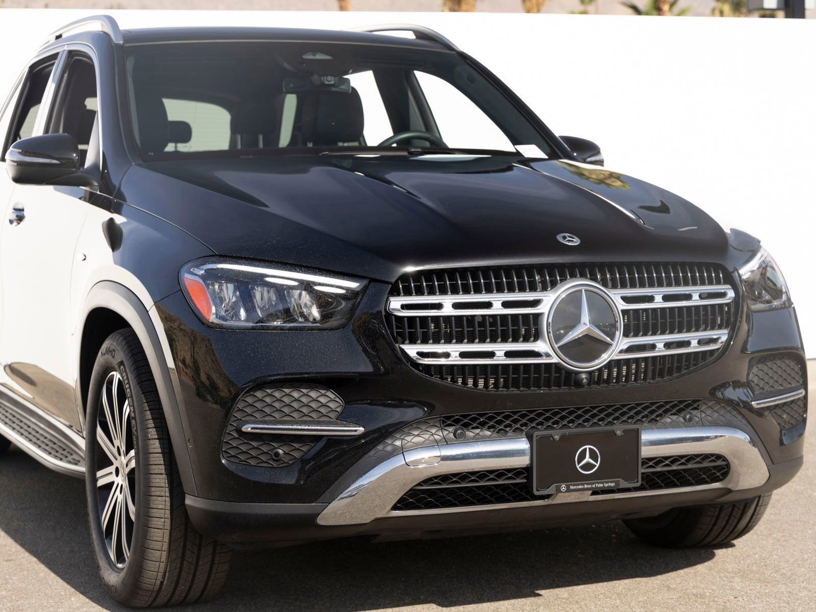 Used 2025 Mercedes-Benz GLE 450e 4MATIC video 3
