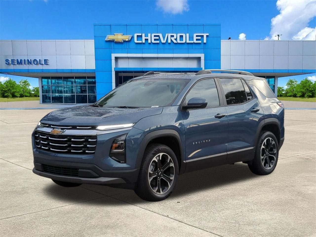 New 2027 Chevrolet Equinox LT FWD image 2