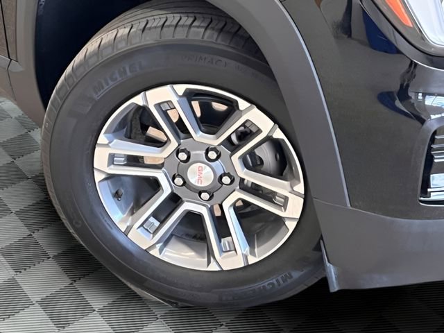Used 2025 GMC Terrain Elevation image 24