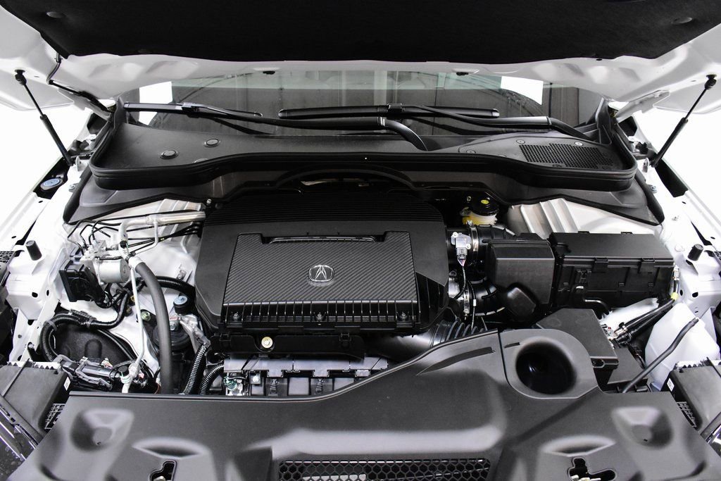 Used 2025 Acura MDX w/ Technology Package image 3