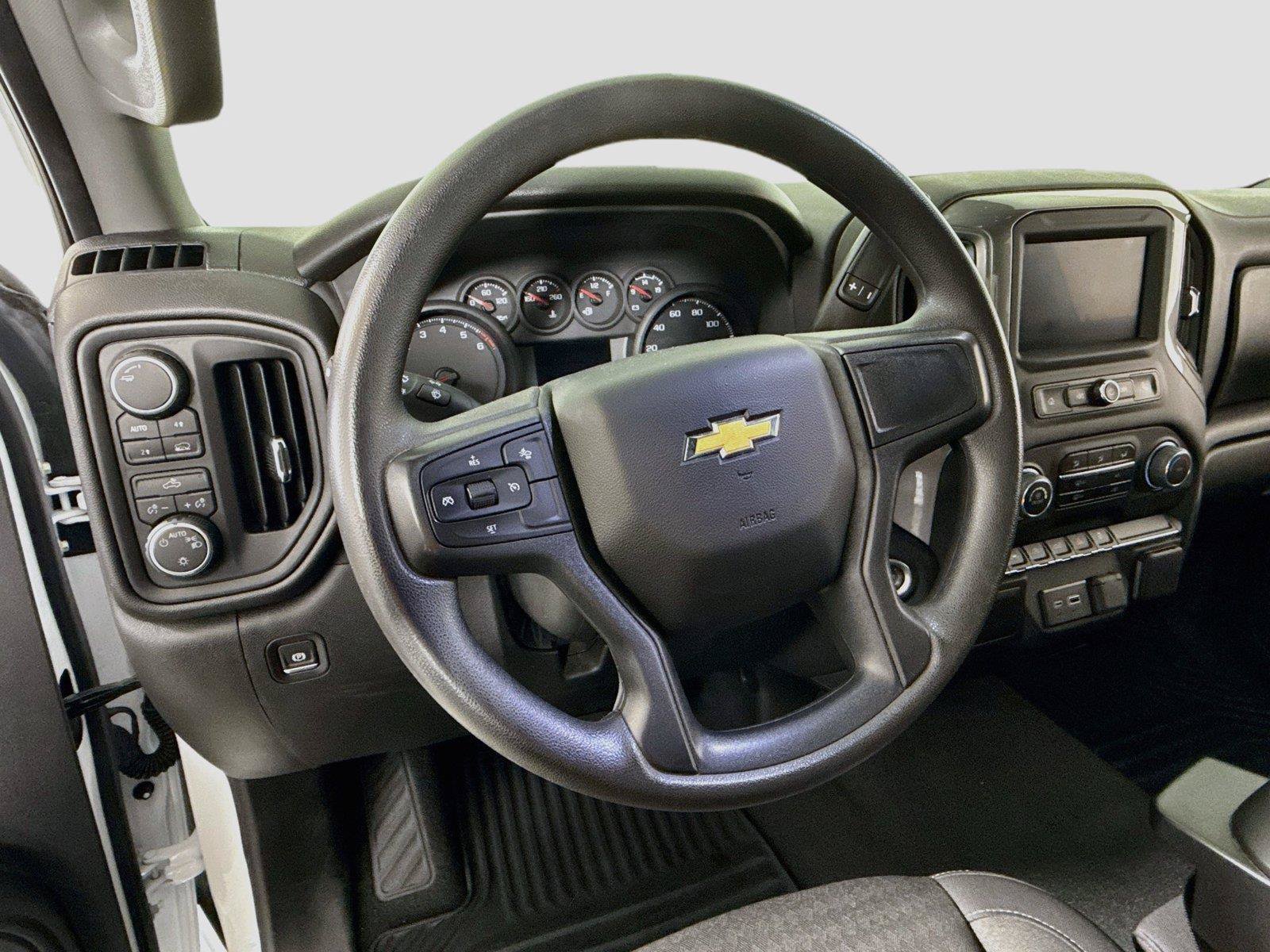 Used 2025 Chevrolet Silverado 1500 Custom AWD/4WD image 6
