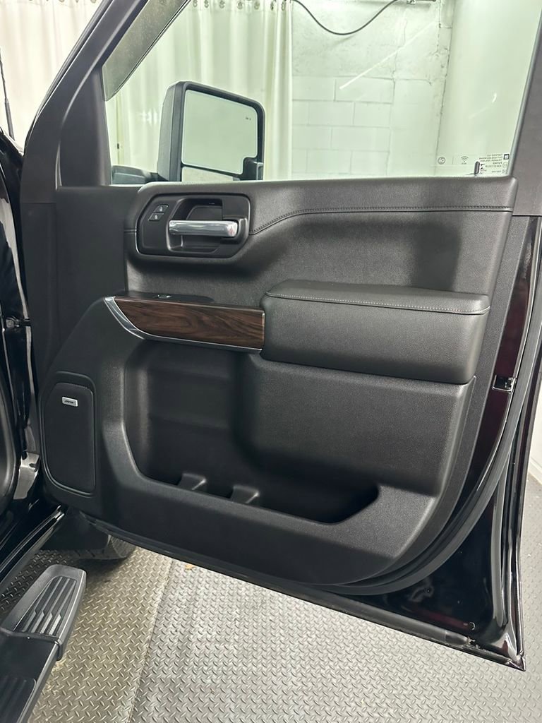 Used 2020 GMC Sierra 2500 SLT w/ SLT Premium Plus Package AWD/4WD image 36