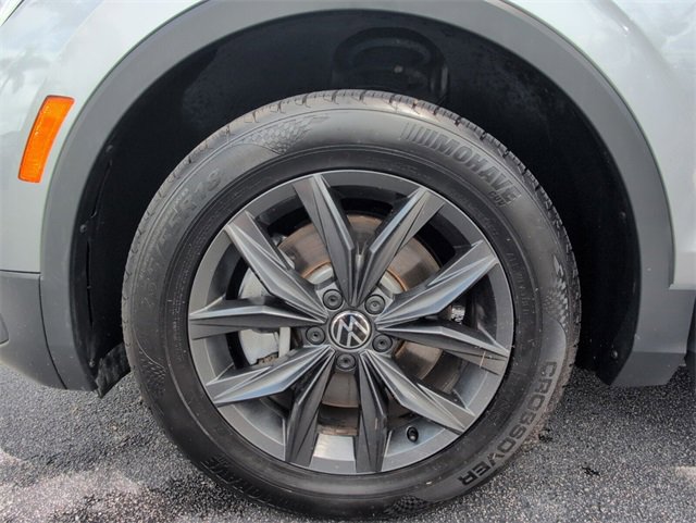 Certified 2023 Volkswagen Tiguan SE image 19
