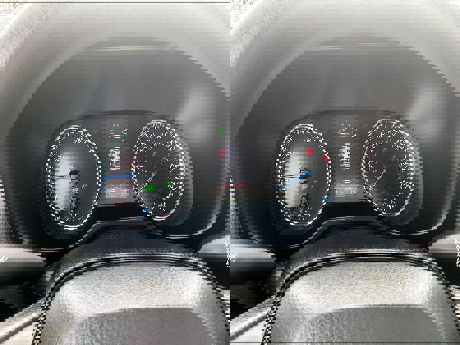 Used 2022 Toyota RAV4 LE image 22