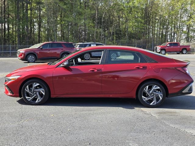 Used 2025 Hyundai Elantra Sport FWD video 2