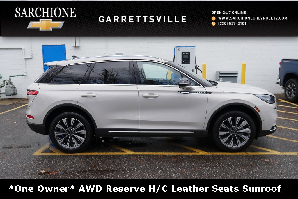 Used 2022 Lincoln Corsair Reserve w/ Equipment Group 201A image 1