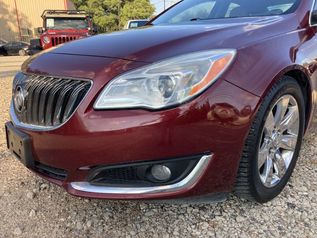 Used 2016 Buick Regal image 2
