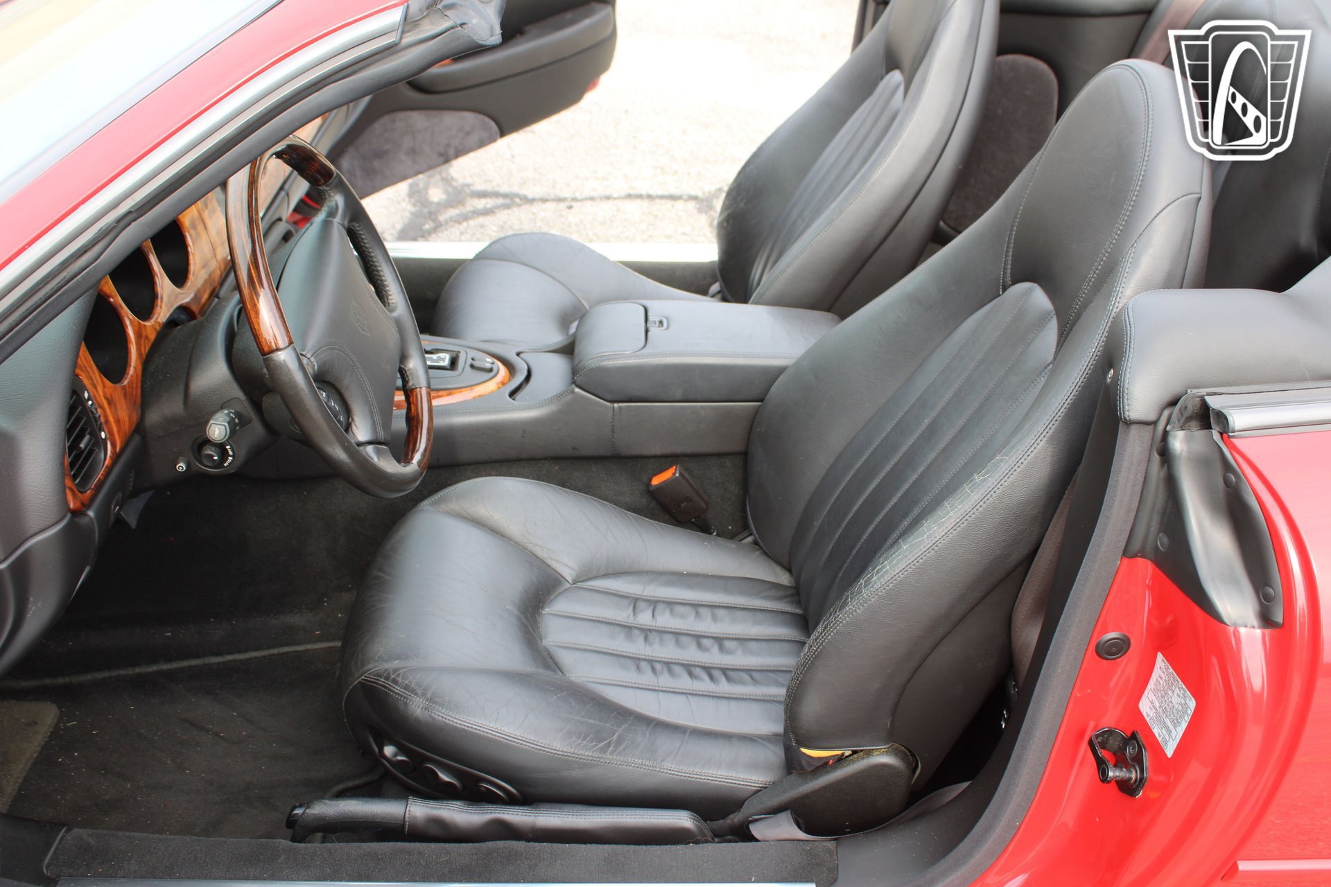 Used 2000 Jaguar XK8 Convertible RWD image 13