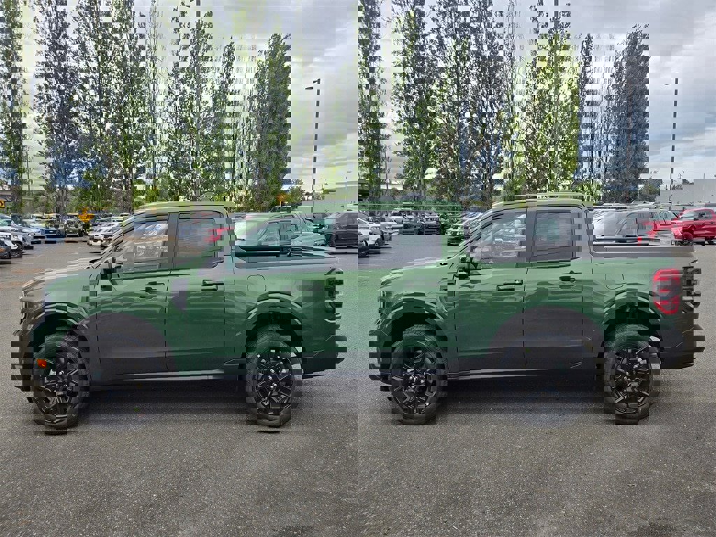 New 2025 Ford Maverick Lariat w/ Black Appearance Package image 8