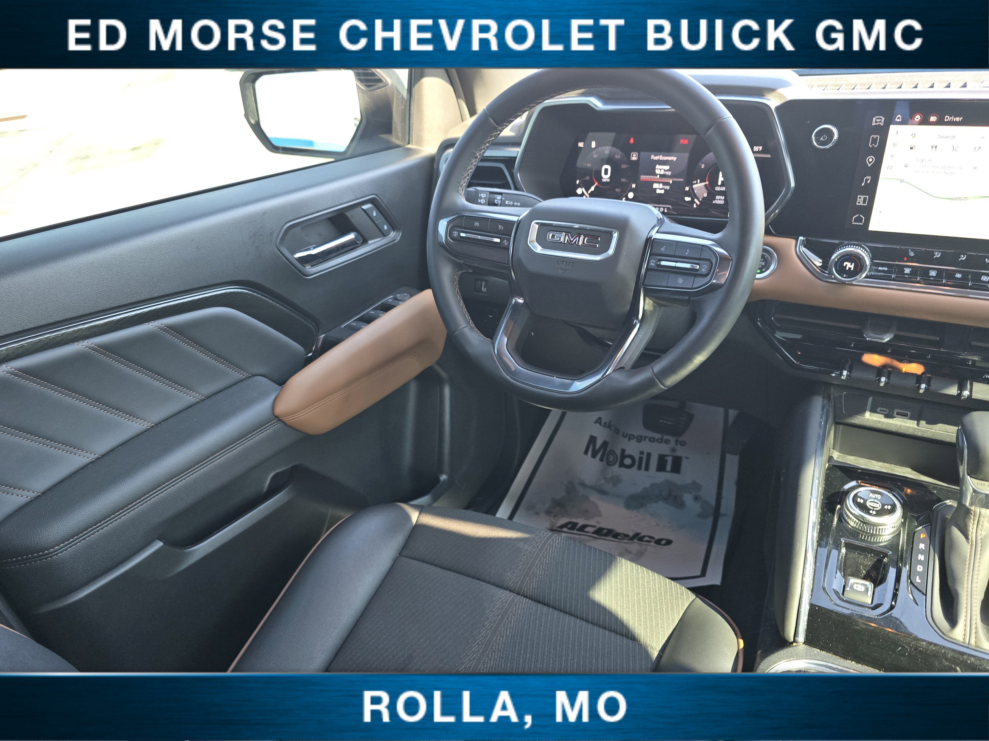 Used 2024 GMC Canyon AT4 image 24