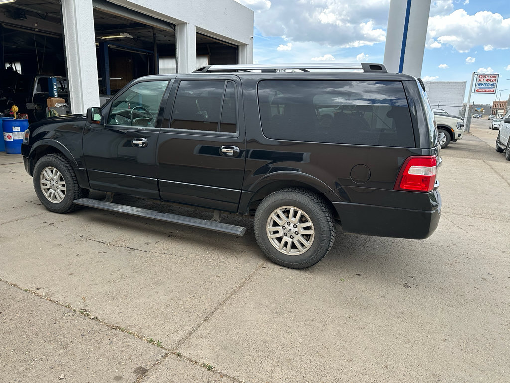 Used 2014 Ford Expedition EL Limited w/ Equipment Group 301A AWD/4WD image 2