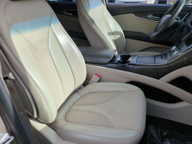 Used 2019 Lincoln Nautilus Select w/ Cargo Utility Package FWD image 24