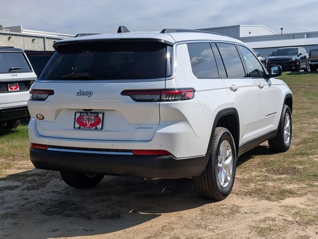 New 2026 Jeep Grand Cherokee L Laredo RWD image 7