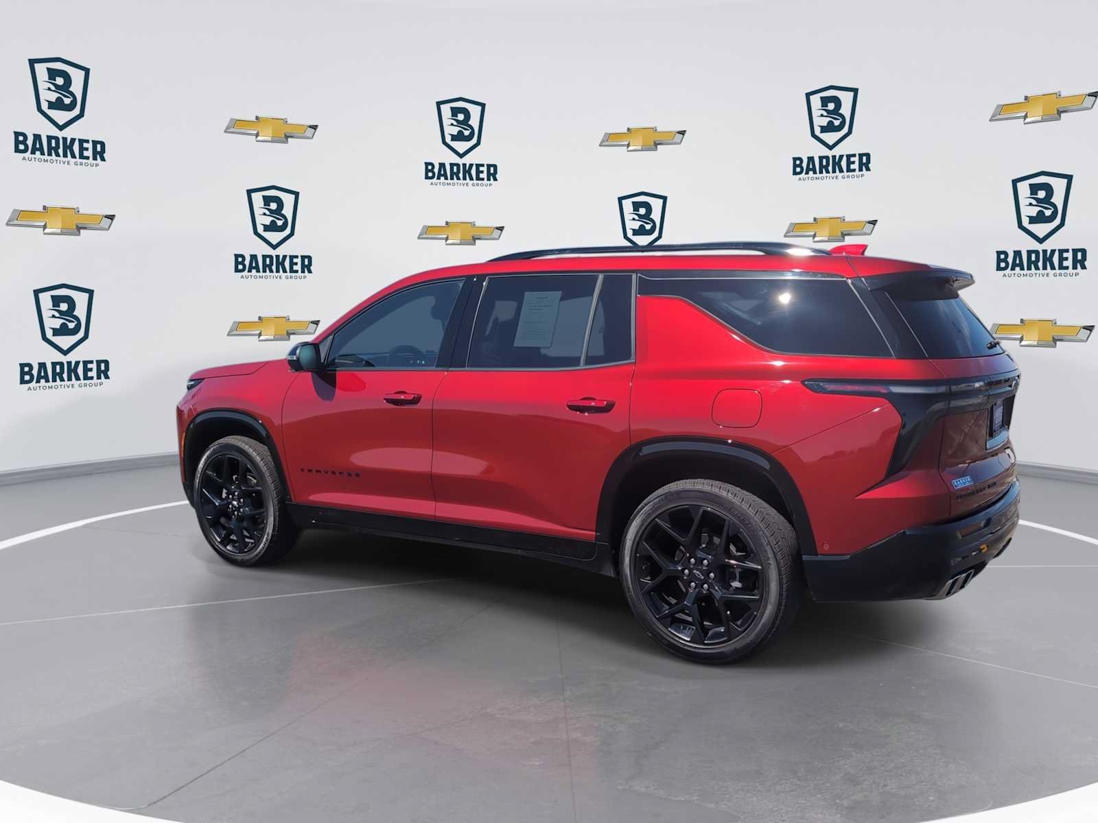 Used 2025 Chevrolet Traverse RS w/ LPO, Floor Liner Package AWD/4WD image 6