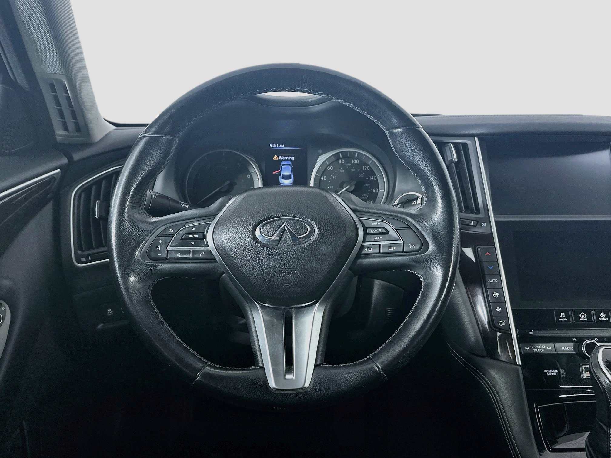 Used 2018 INFINITI Q50 Luxe RWD image 17