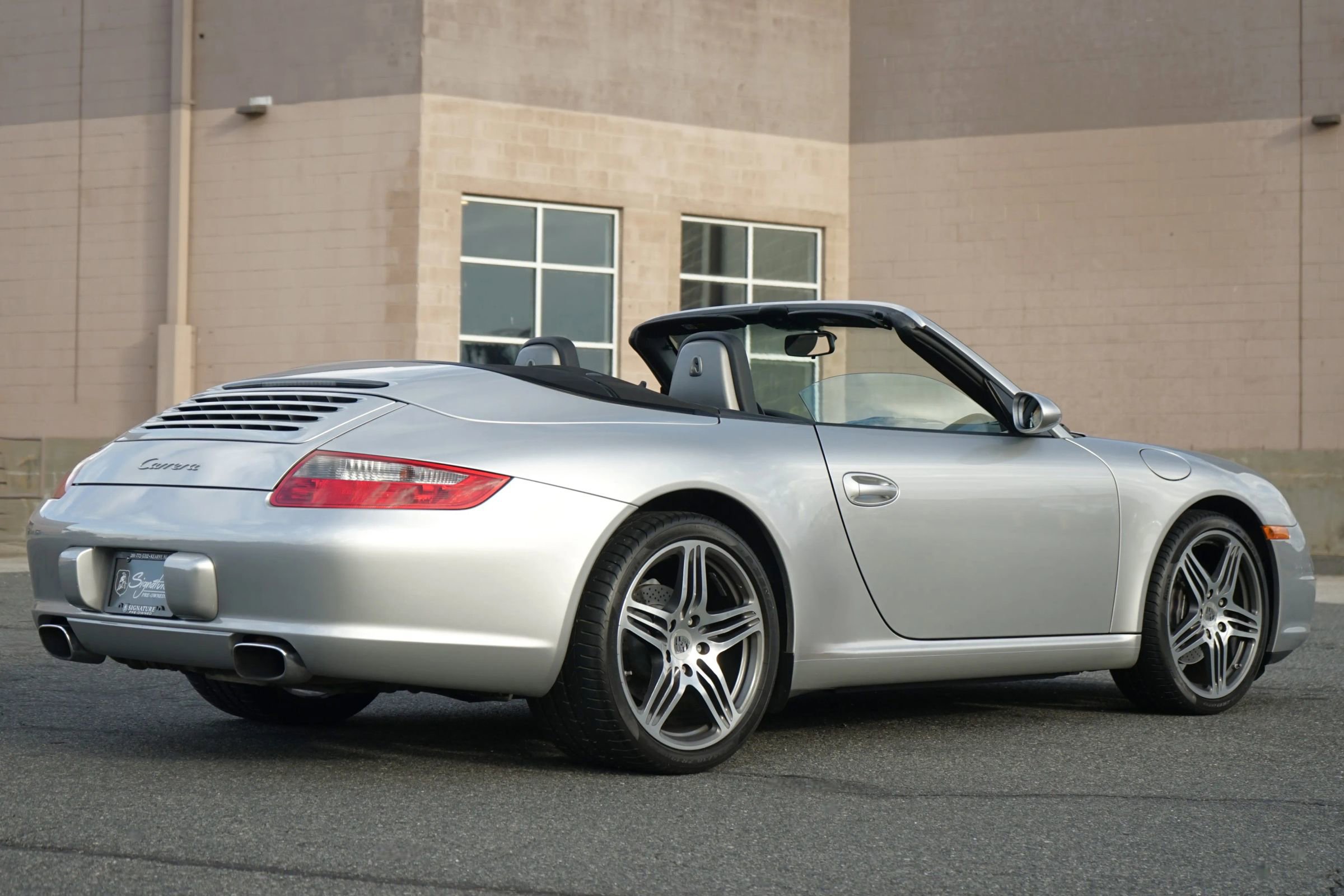 Used 2007 Porsche 911 Carrera image 9