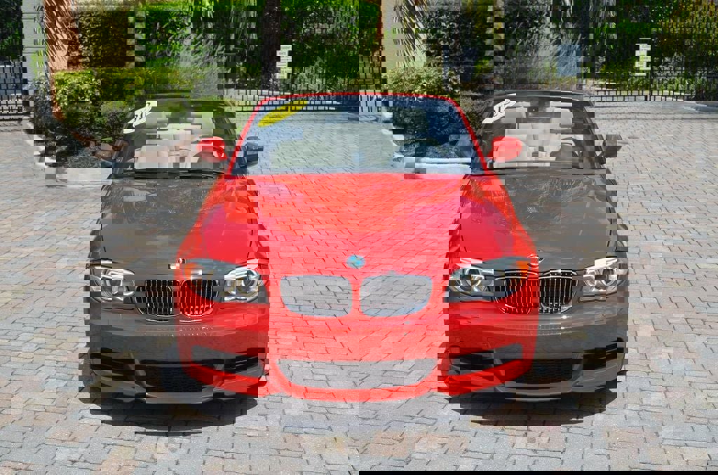 Used 2012 BMW 135i Convertible image 8
