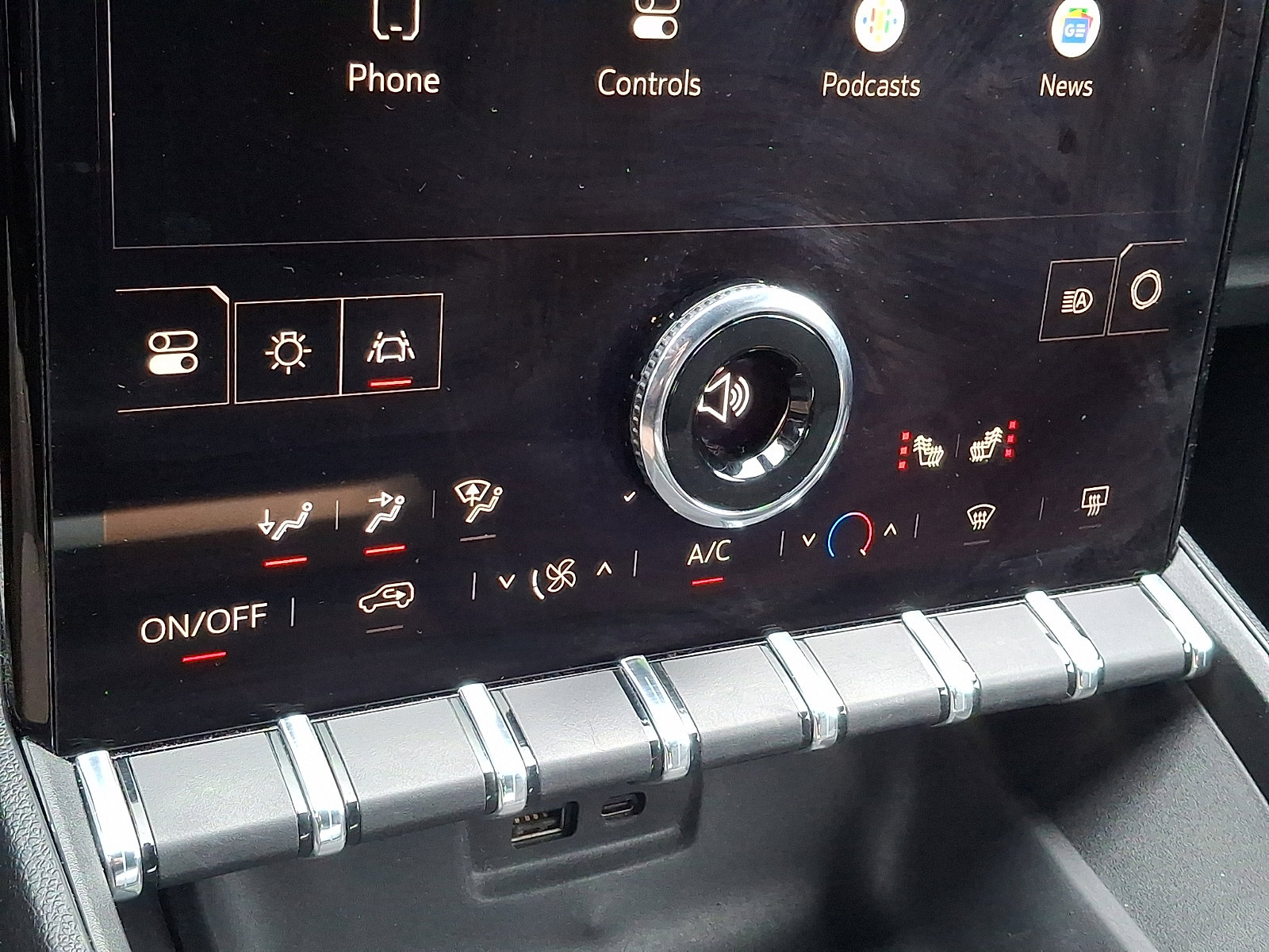 Used 2025 GMC Terrain Elevation image 15