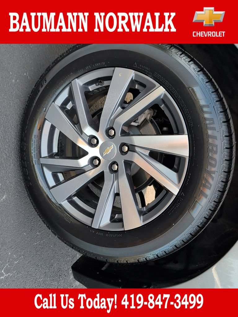 Used 2023 Chevrolet Equinox Premier FWD image 11