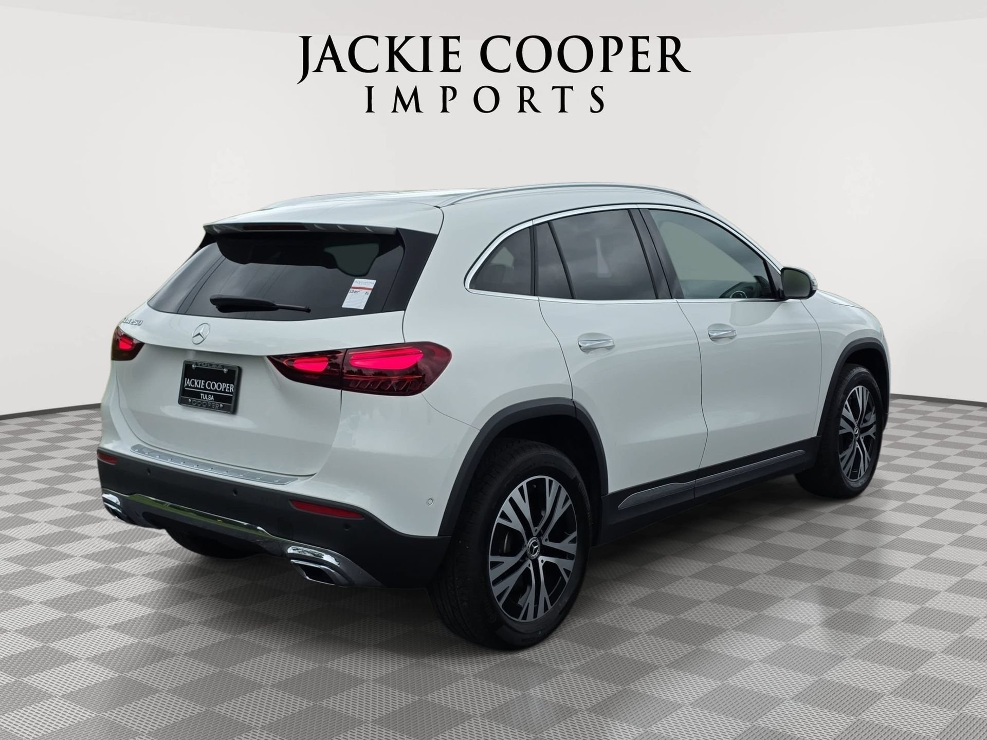 Used 2025 Mercedes-Benz GLA 250 image 5