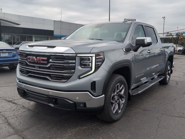 New 2026 GMC Sierra 1500 SLT image 3