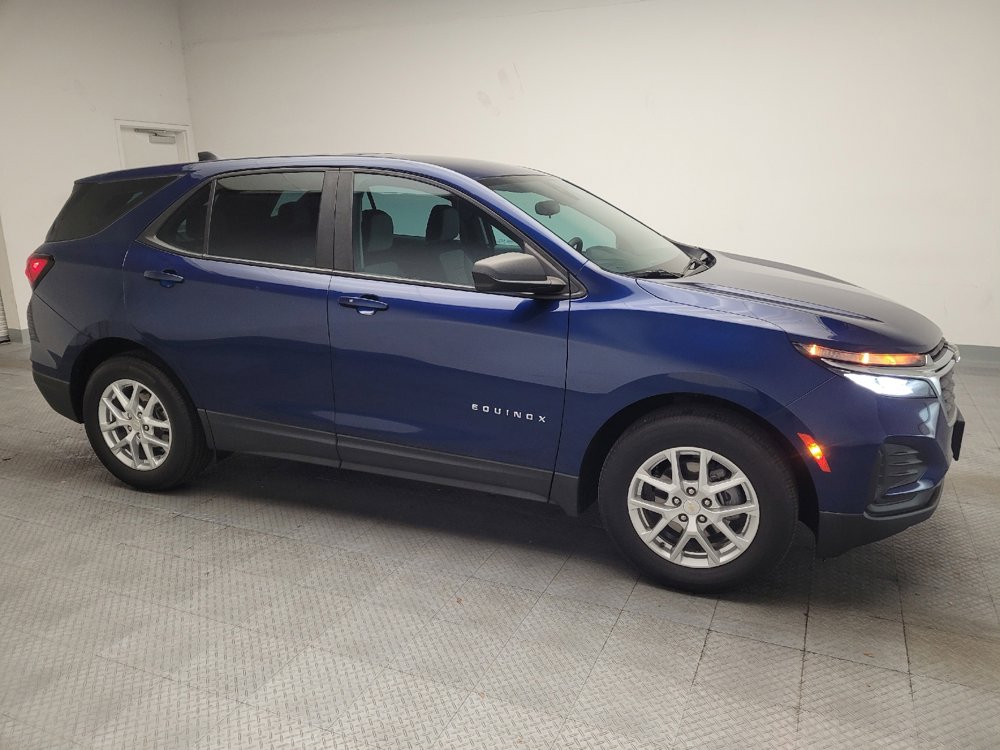 Used 2022 Chevrolet Equinox LS image 11