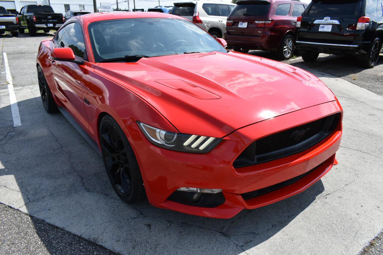 Used 2016 Ford Mustang GT Premium w/ GT Performance Package RWD image 4