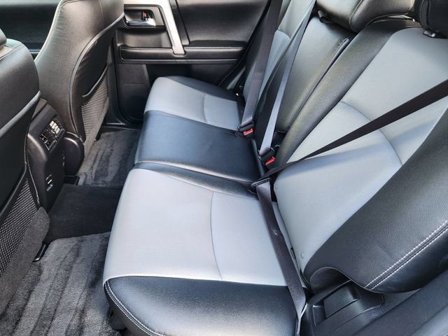 Used 2015 Toyota 4Runner SR5 Premium AWD/4WD image 33