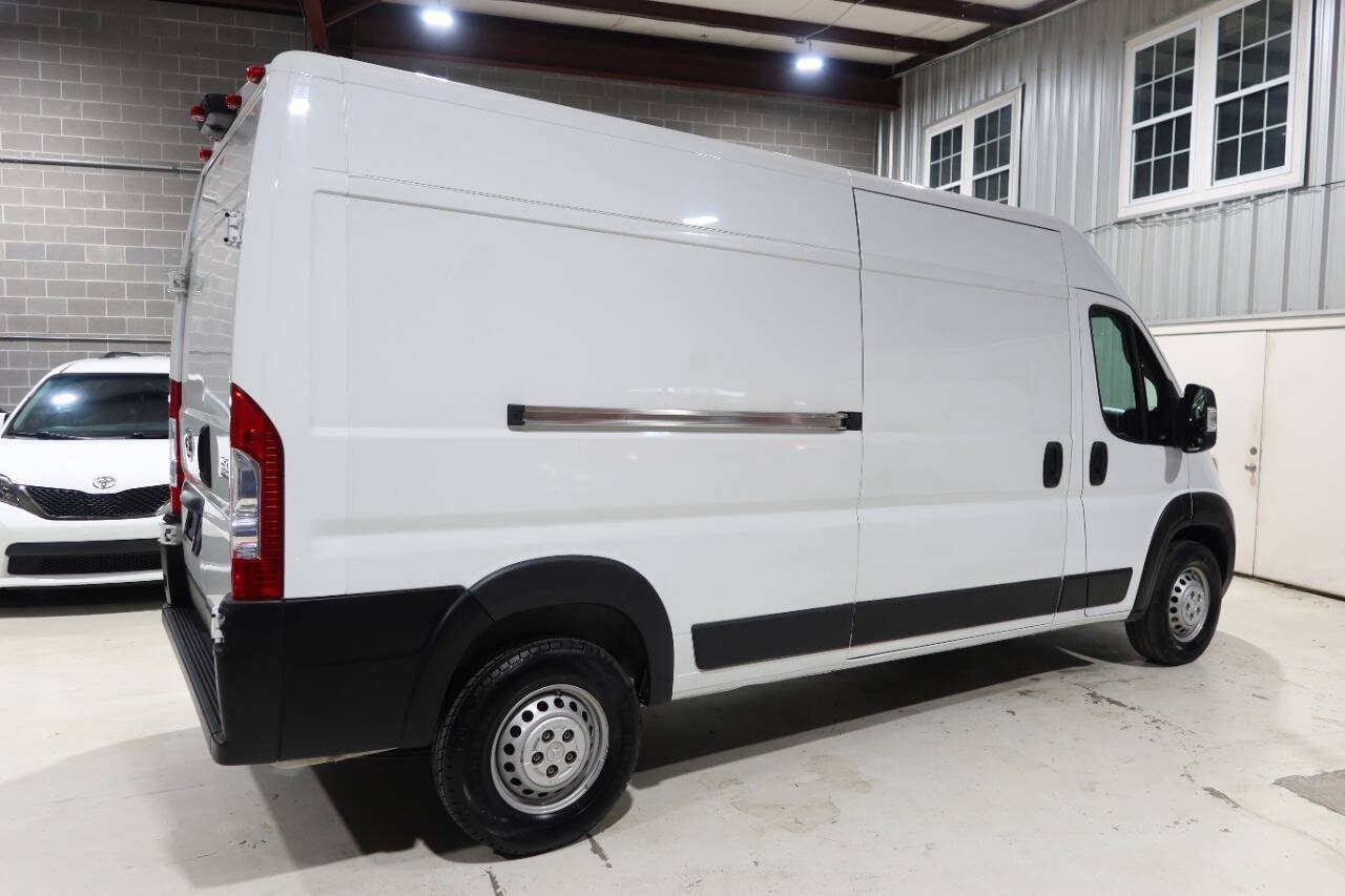 Used 2024 RAM ProMaster 2500 w/ Convenience Group FWD image 5