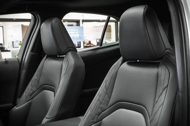 Certified 2025 Lexus UX 300h FWD w/ Accessory Package (Z2) image 10